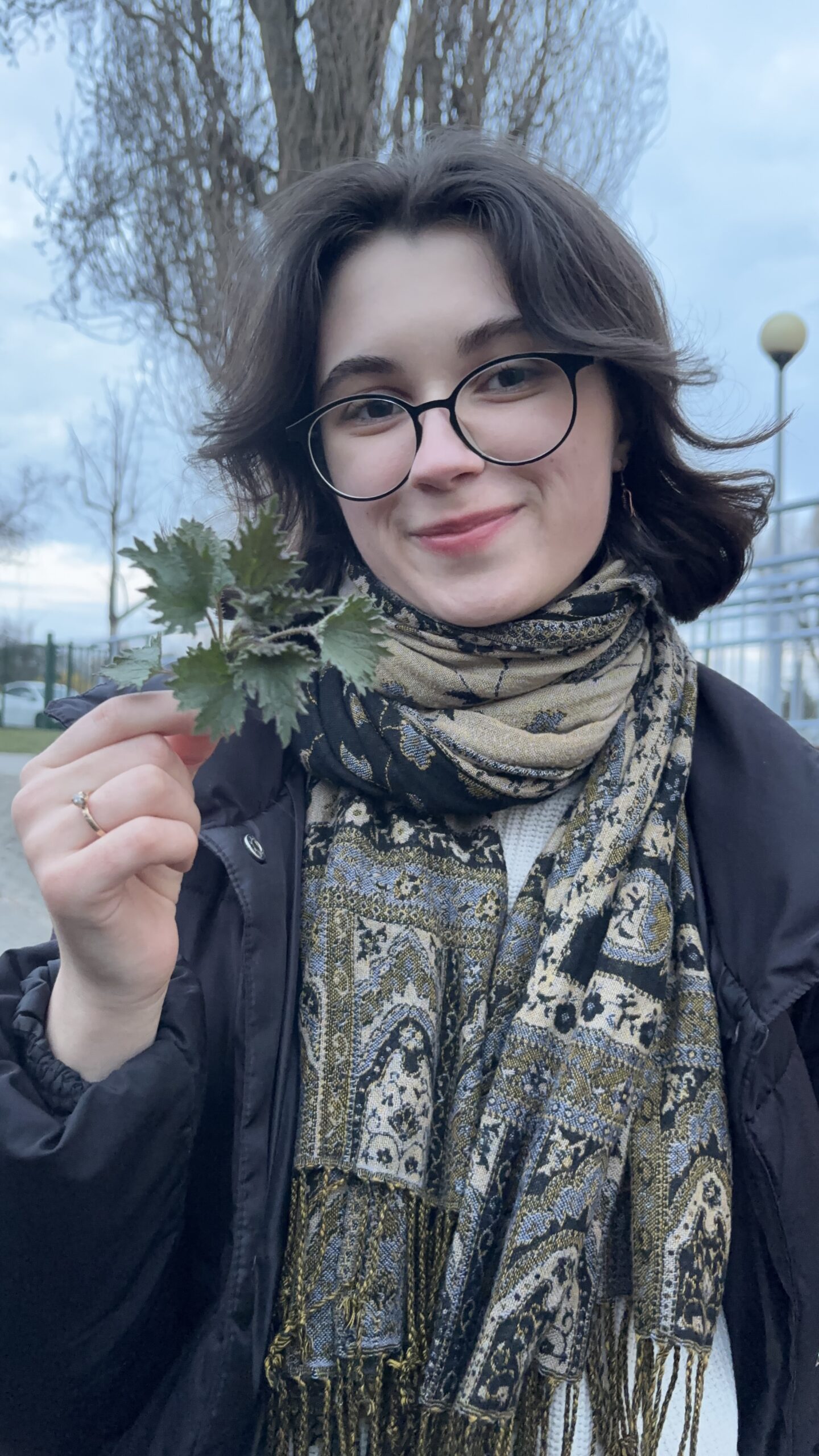 Joanna Ziółkowska z obiektem swoich badań.